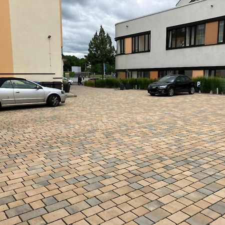 Hotel Am Bayrischen Platz Lipsia Esterno foto