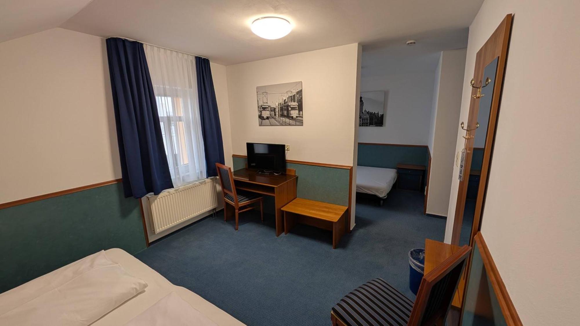 Hotel Am Bayrischen Platz Lipsia Esterno foto