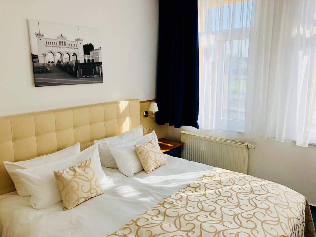 Hotel Am Bayrischen Platz Lipsia Esterno foto